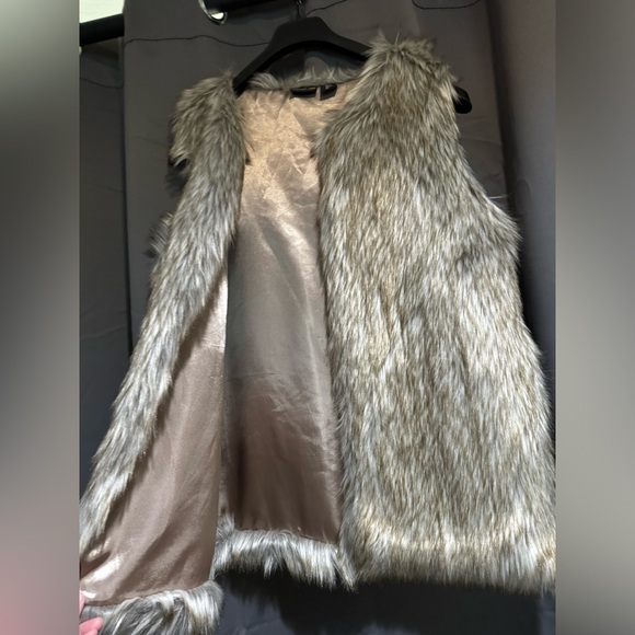 RACHEL Zoe Faux fur vest - Picture 2 of 4